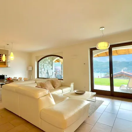 Aurelia Villa